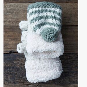 𝅺🆕 2/$30 Lemon Legwear Wreath Green & Almond Stripe-Top Convertible Mittens